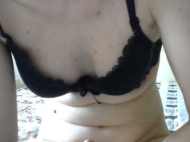 Live sex webcam photo for Saraoff82 #272777185