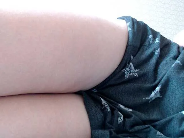 Live sex webcam photo for Saraoff82 #290600845