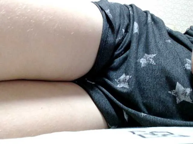 Live sex webcam photo for Saraoff82 #290609423