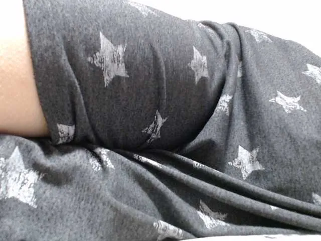 Live sex webcam photo for Saraoff82 #290870831