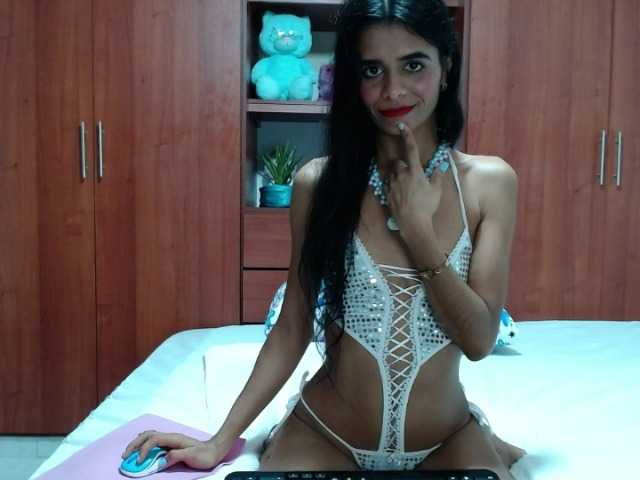 Live sex webcam photo for Saray-Jordan #272738883