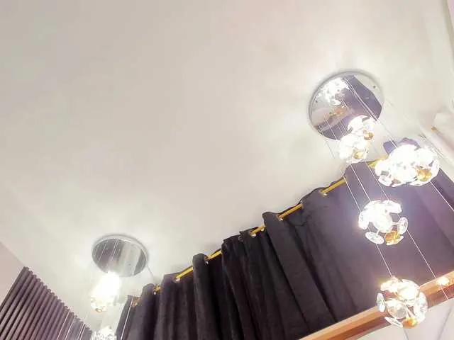 Live sex webcam photo for SarayRoyse #290783209