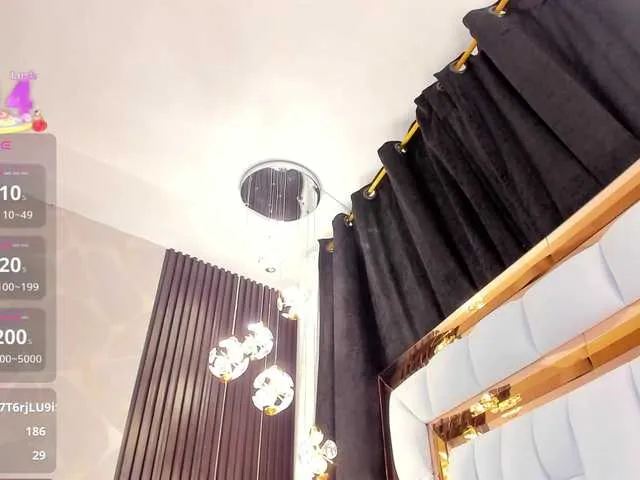 Live sex webcam photo for SarayRoyse #291006083