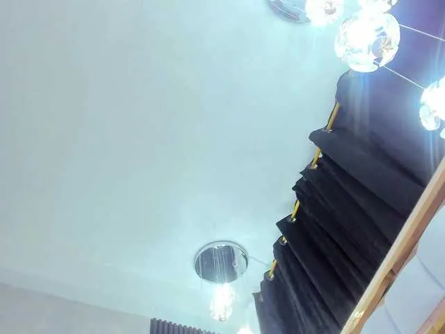 Live sex webcam photo for SarayRoyse #291504173