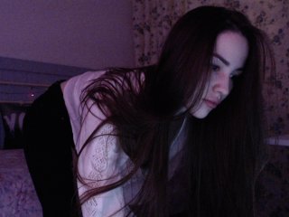 Live sex webcam photo for SarinnnaLuv #150220499