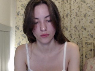 Live sex webcam photo for SarinnnaLuv #179242435