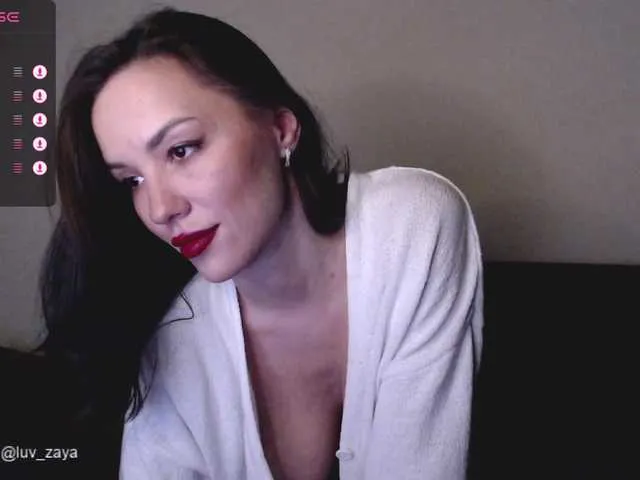 Live sex webcam photo for SarinnnaLuv #290566671