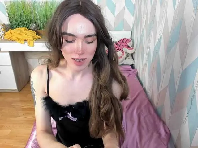 Live sex webcam photo for SasandraSing #273474715