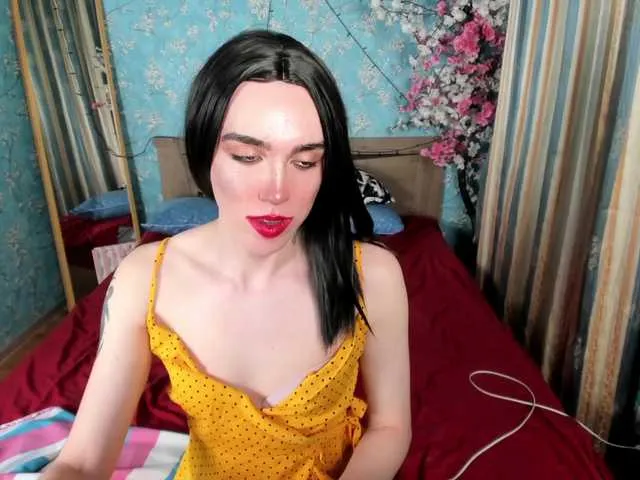 Live sex webcam photo for SasandraSing #273667047