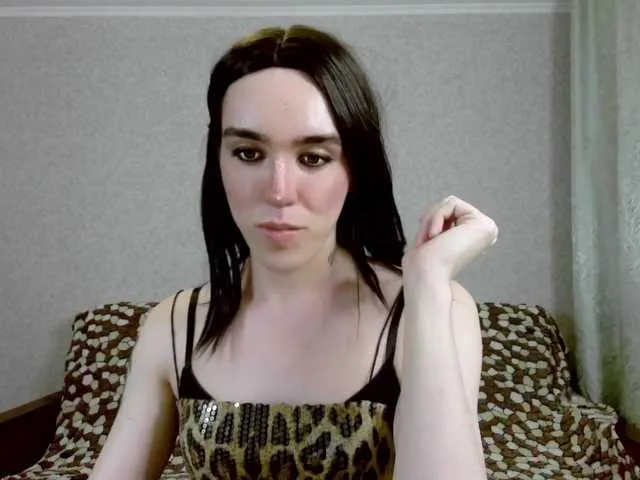 Live sex webcam photo for SasandraSing #274026109