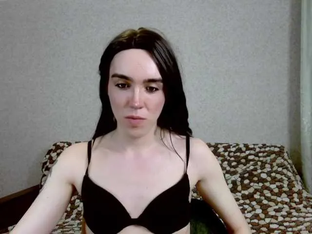 Live sex webcam photo for SasandraSing #274049316