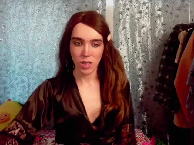 Live sex webcam photo for SasandraSing #274184532