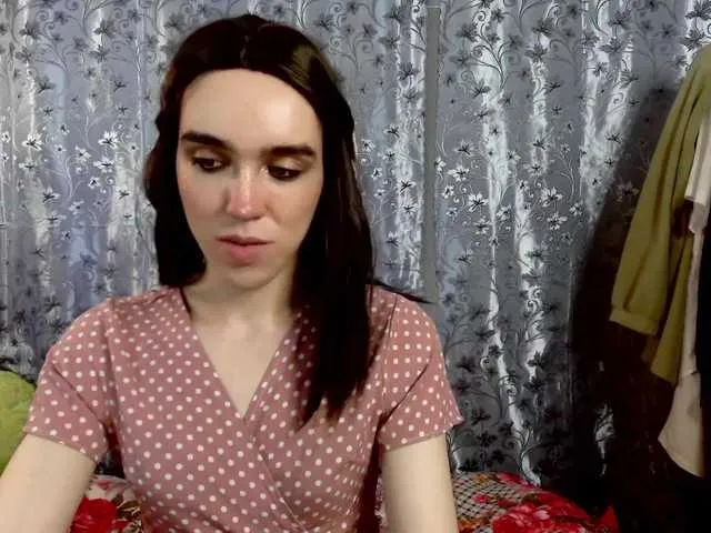 Live sex webcam photo for SasandraSing #274321761