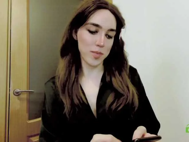 Live sex webcam photo for SasandraSing #275506852