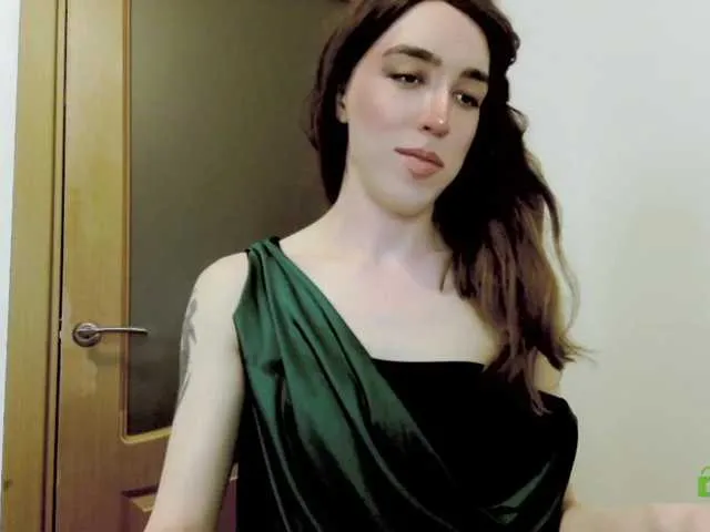 Live sex webcam photo for SasandraSing #275538596