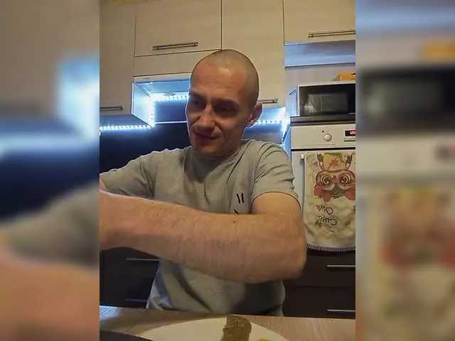 Live sex webcam photo for Saschab #290849029