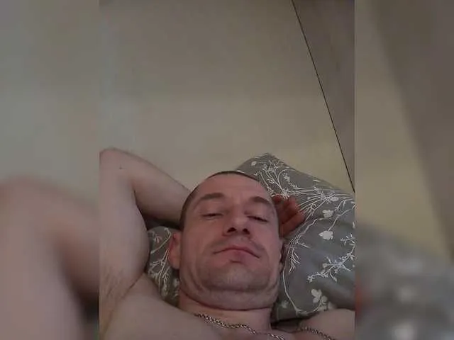 Live sex webcam photo for Saschab #292588238
