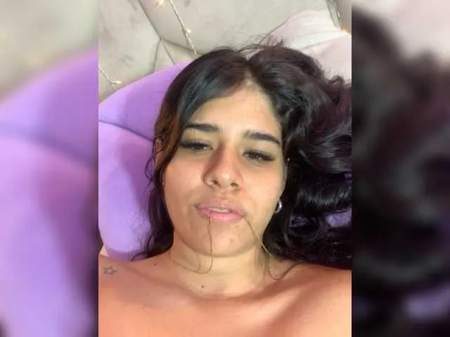 Live sex webcam photo for Sasha-Diaz #277678309