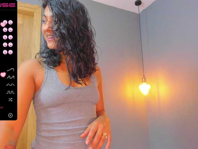 Live sex webcam photo for Sasha-smiith #273916257