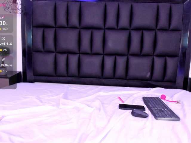 Live sex webcam photo for Sasha-stele #291342947