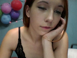 Live sex webcam photo for SashaKitty18 #123796913