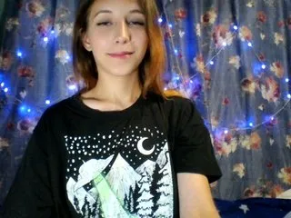 Live sex webcam photo for SashaKitty18 #160510679
