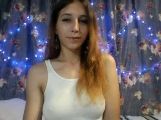 Live sex webcam photo for SashaKitty18 #164603600