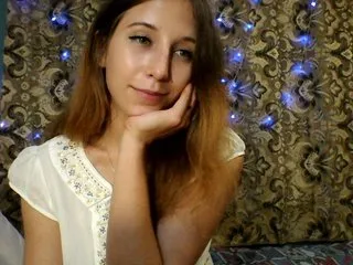 Live sex webcam photo for SashaKitty18 #176675437