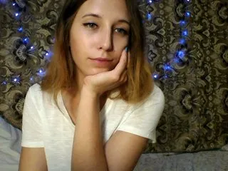 Live sex webcam photo for SashaKitty18 #177610368
