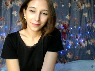 Live sex webcam photo for SashaKitty18 #189732511