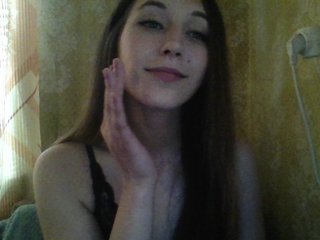 Live sex webcam photo for SashaKitty18 #231481193