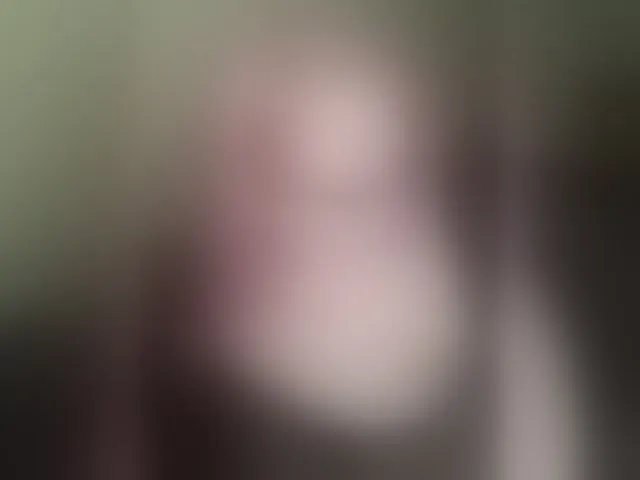 Live sex webcam photo for SashaLyubov #293360749