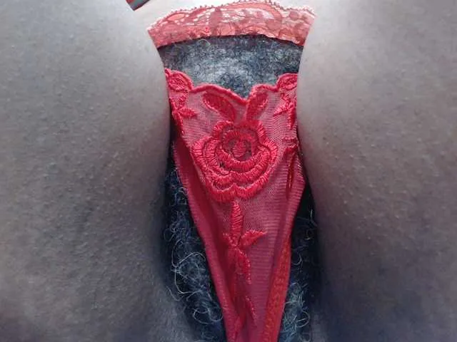 Live sex webcam photo for SashaMacgrego #291396771