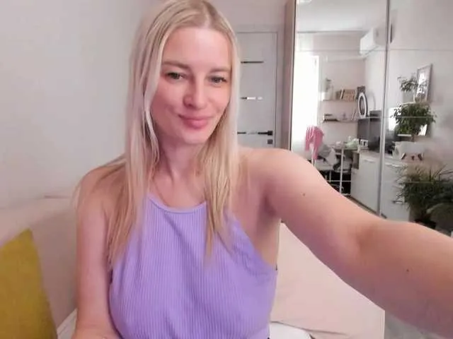 Live sex webcam photo for Sashanew77 #292160867