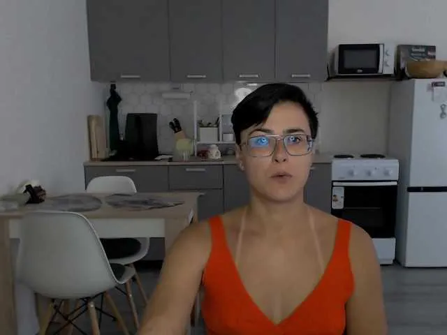 Live sex webcam photo for Sashanotfound #290780043