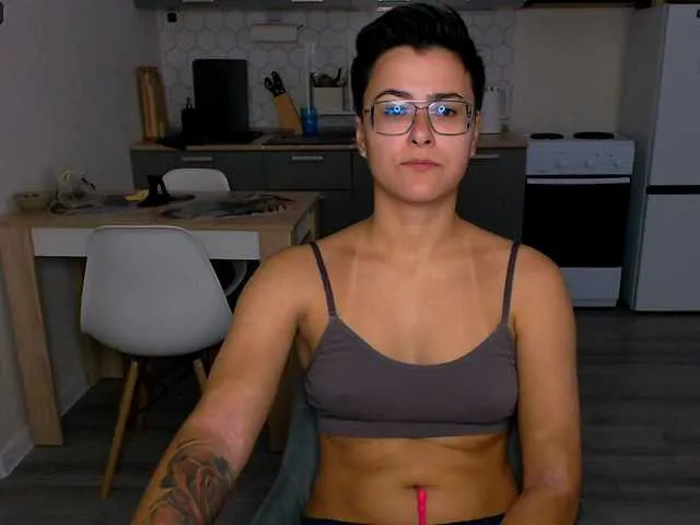 Live sex webcam photo for Sashanotfound #291233375