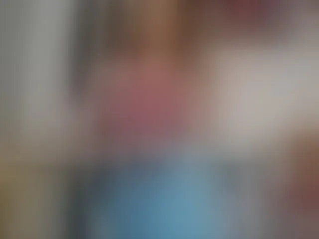 Live sex webcam photo for Sashasweethot #293641658