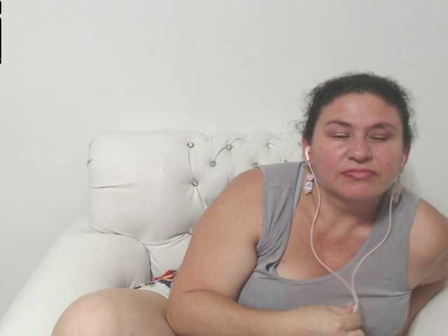 Live sex webcam photo for Sashaxx1 #272562332