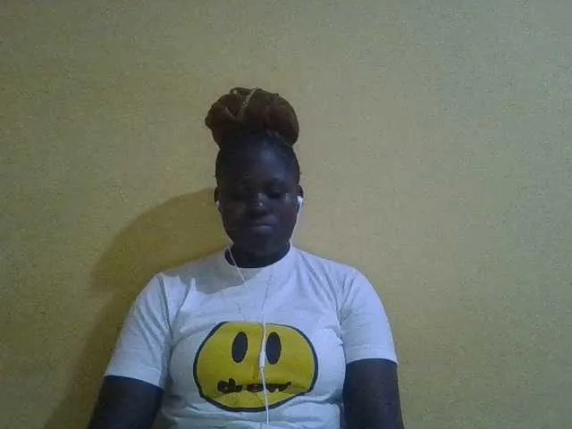 Live sex webcam photo for Sashgal #277477559