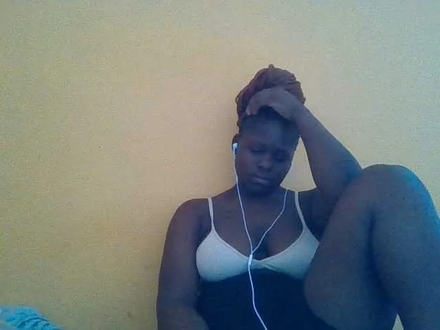 Live sex webcam photo for Sashgal #277546437
