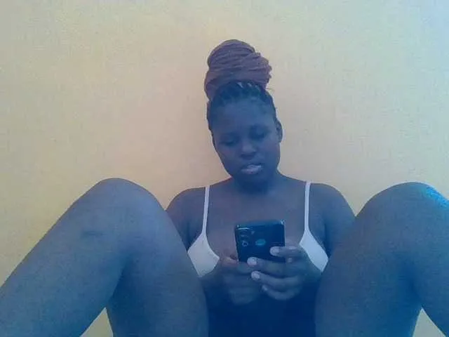 Live sex webcam photo for Sashgal #277568654