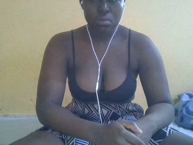Live sex webcam photo for Sashgal #277580525