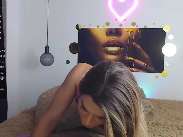 Live sex webcam photo for Saskyadeluxxe #276187989
