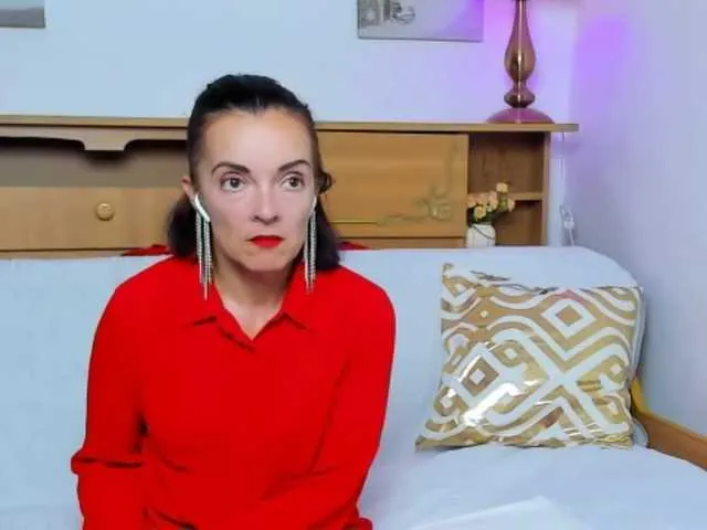 Live sex webcam photo for Sassy007 #275824797