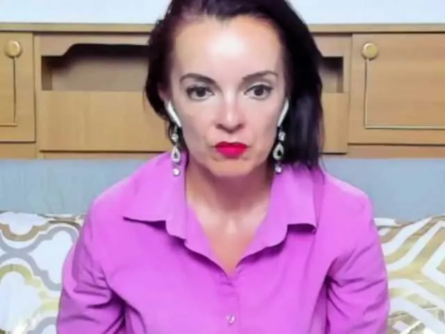 Live sex webcam photo for Sassy007 #276118206