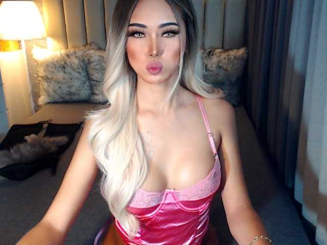 Live sex webcam photo for SassyErickaxx #277786977