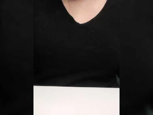 Live sex webcam photo for Sassybb #275955996