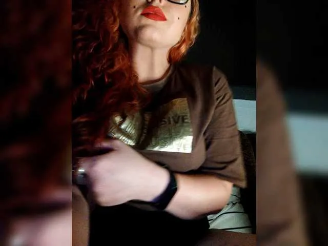 Live sex webcam photo for SatinUrban #275617590