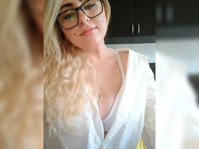 Live sex webcam photo for SatinUrban #276556958