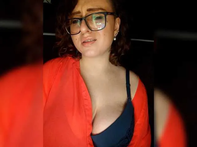 Live sex webcam photo for SatinUrban #291233732